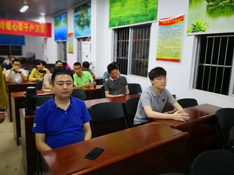 ?？趽?dān)保助力扶貧再出發(fā)